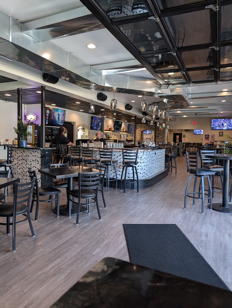 Vier North